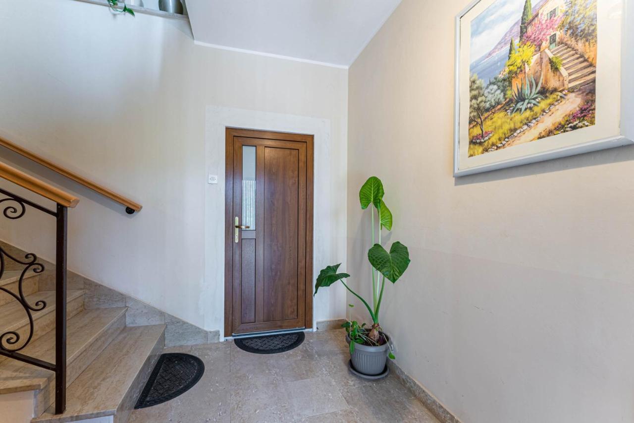 Apartamento Apartman Ana Pula Exterior foto