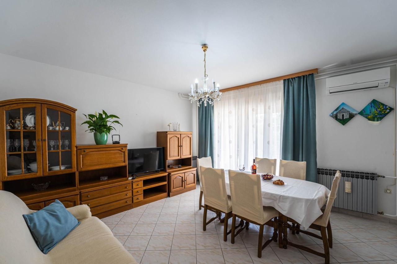Apartamento Apartman Ana Pula Exterior foto